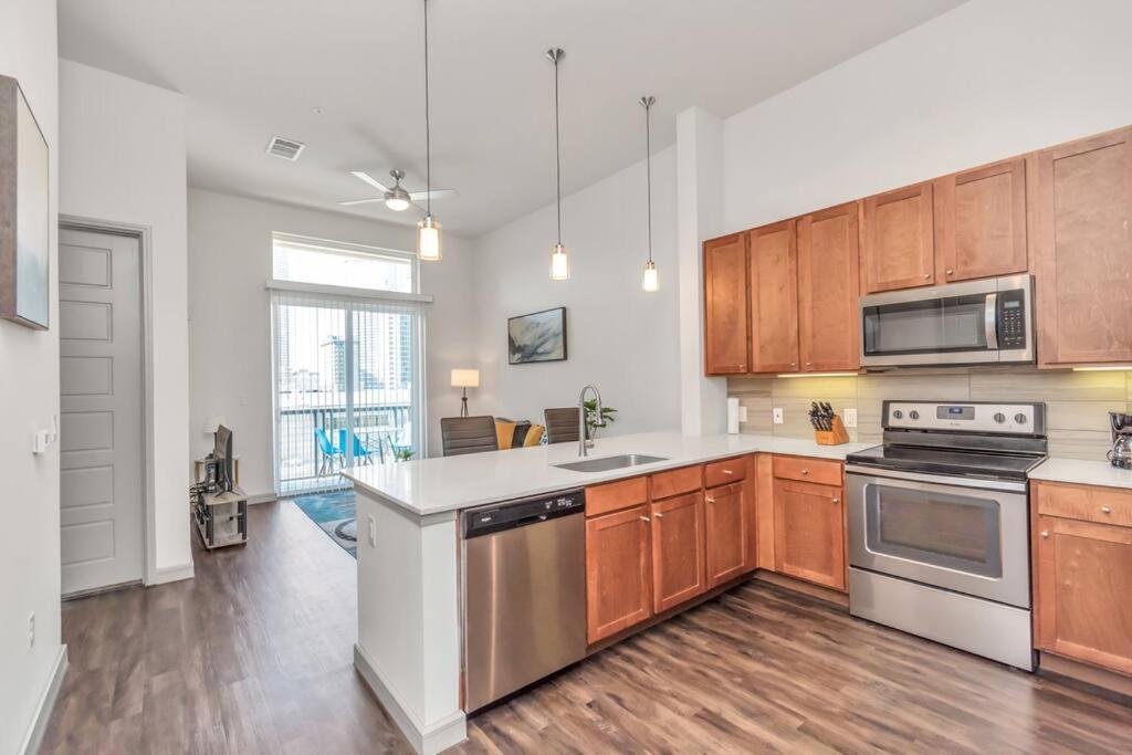 U3 Penthouse Houstonw Car Astros W Skyline-View Apartamento Exterior foto