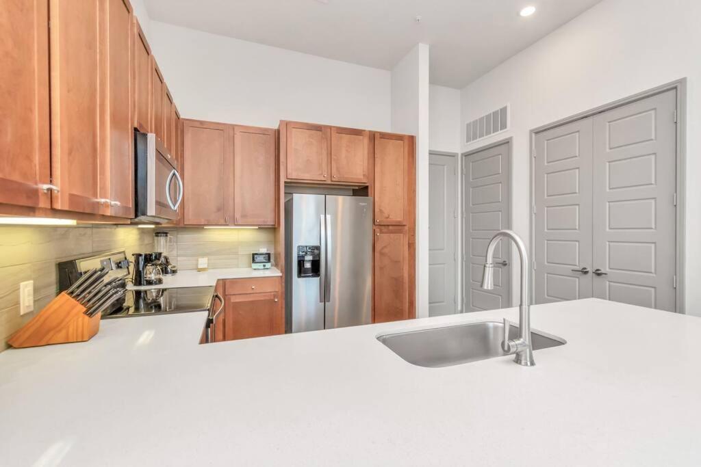 U3 Penthouse Houstonw Car Astros W Skyline-View Apartamento Exterior foto